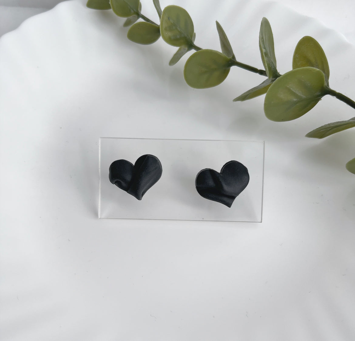 Draped Hearts in Black