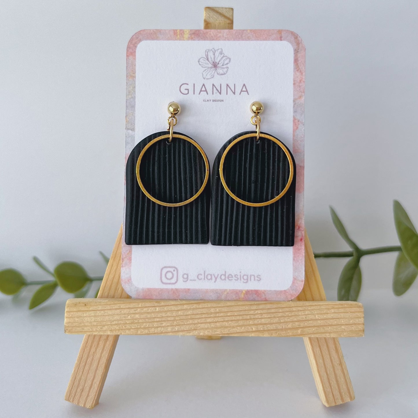 Gia Style in Black