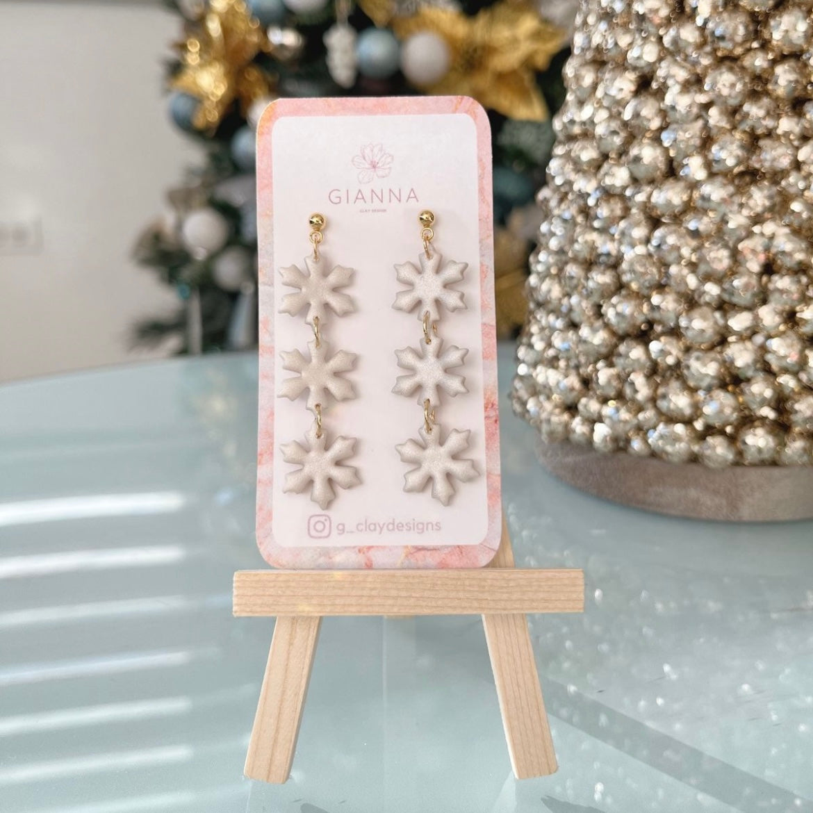 Snowflake Trio in Pearl